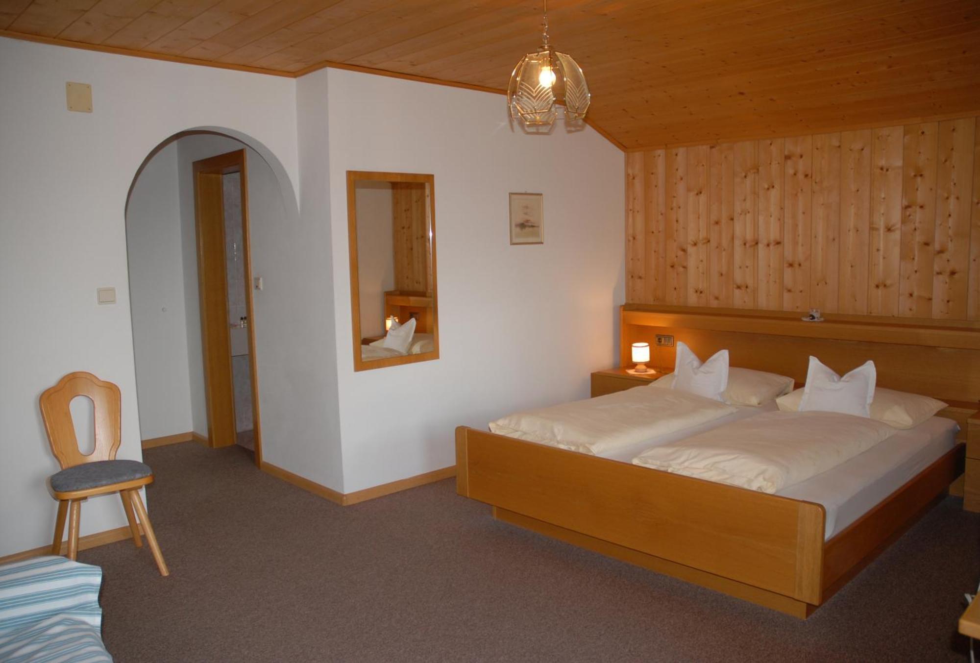 Garni Alpin Hotel Siusi Bagian luar foto